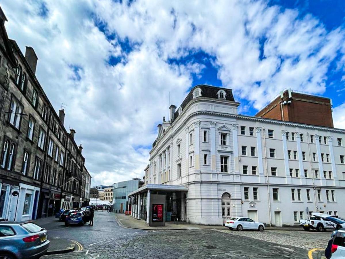 Desirable 2 Bed Apt Near Edinburgh Castle Екстер'єр фото